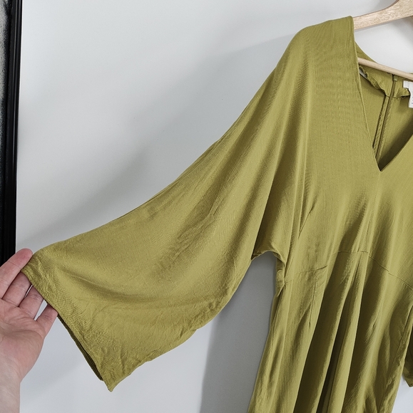 H&M | wide sleeve dress - Picture 2 of 5